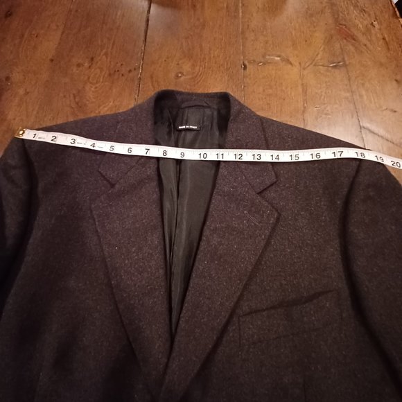 Mint Giorgio Armani Gray Flannel Wool and Cashmere Suit.  Size 42 - Picture 6 of 14